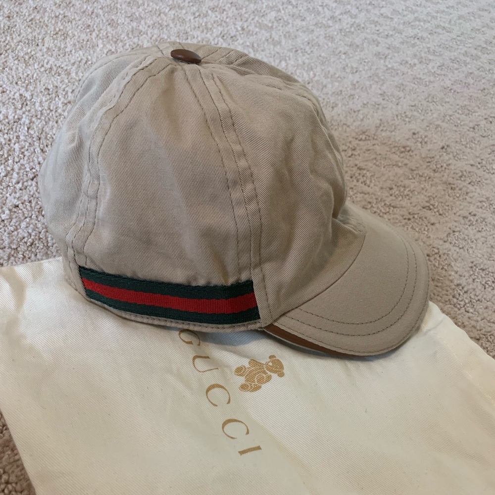 Kids authentic Gucci hat size large